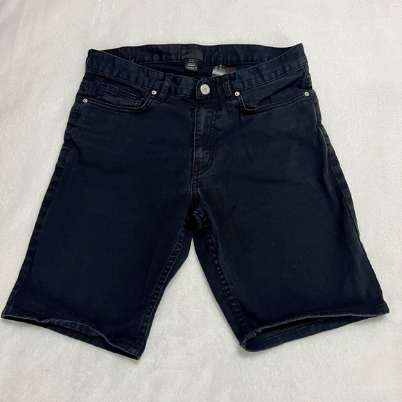 Men black denim shorts by H&M size 28 - Picture 2 of 5
